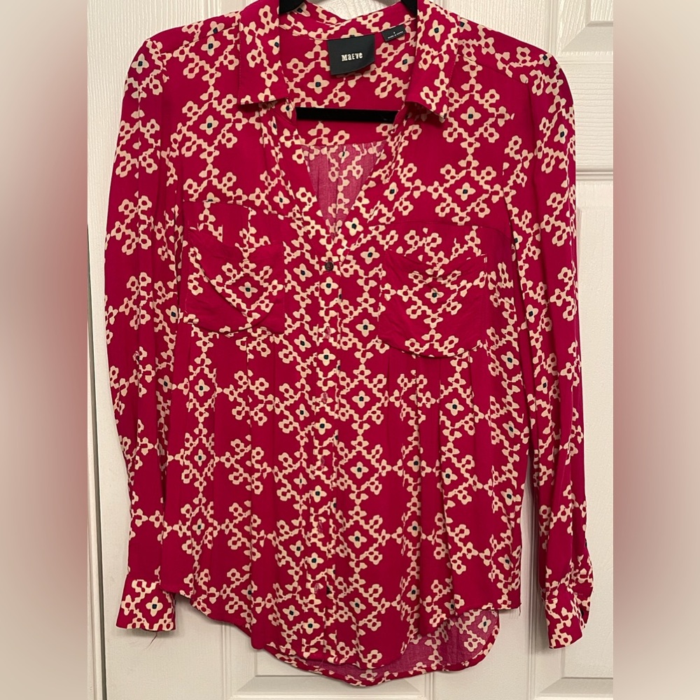 Maeve bright link button down